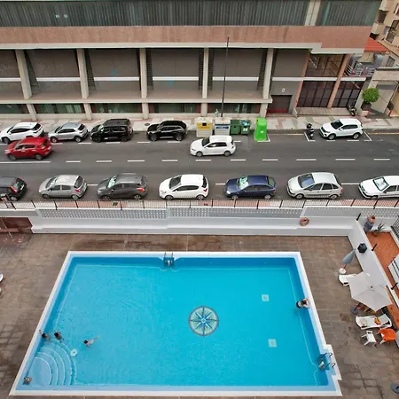 別荘 Cute In The Sun